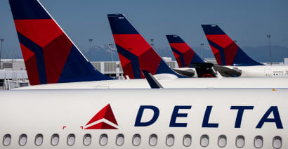 Delta says trade war is hurting bookings, as airline cuts 2025 growth plans